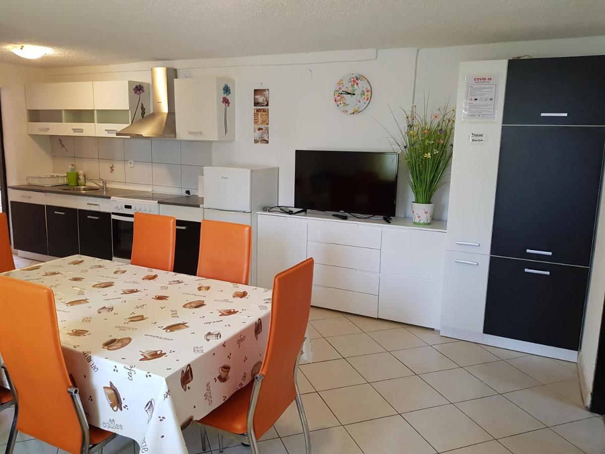 Apartment Deni Skrbčići Εξωτερικό φωτογραφία