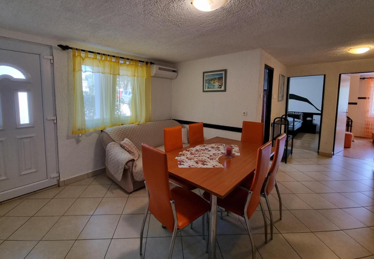 Apartment Deni Skrbčići Εξωτερικό φωτογραφία