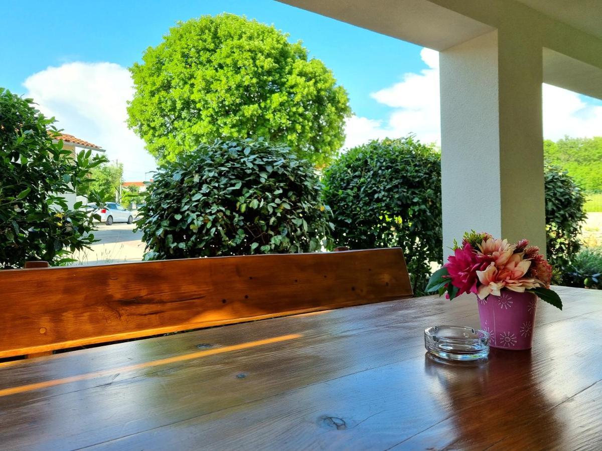 Apartment Deni Skrbčići Εξωτερικό φωτογραφία
